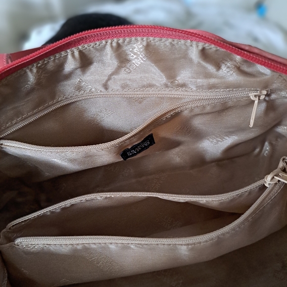 Franco Sarto Coral pebbled leather hand/shoulder bag silver hardware. Final SALE - Picture 4 of 10